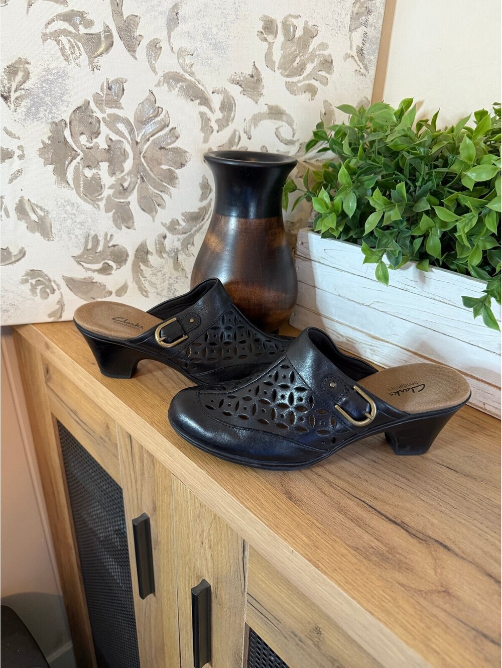 Clarks Bendables Black Leather Slip-On Heeled Mules 7.5M